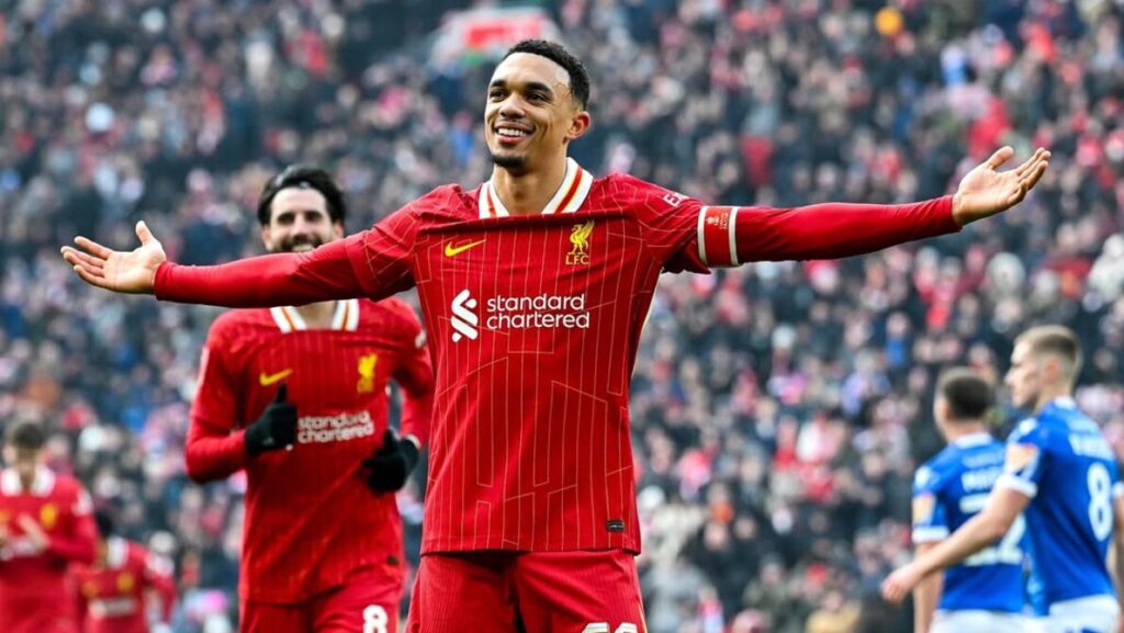 Alexander-Arnold Dituduh Rugikan Liverpool Sebesar Rp1,8 Triliun