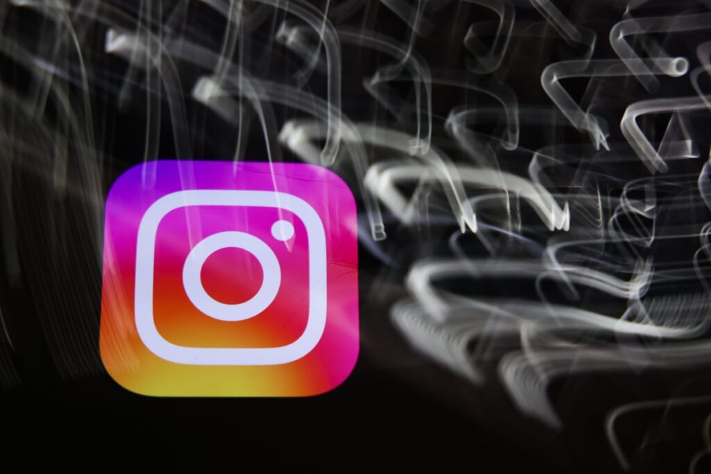 Akun Remaja di Instagram Ternyata Masih Terpapar Konten Seksual