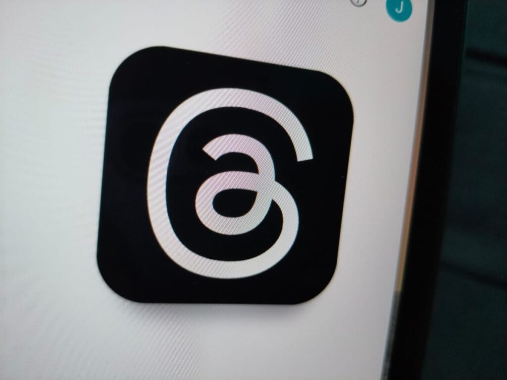 Setelah Dua Tahun, Threads Akhirnya Hadirkan Fitur DM