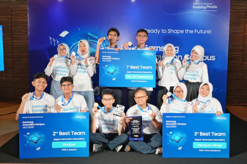 PawPal dan EduKit AIoT ESP32 Raih Tim Terbaik SIC Batch 6 2024/2025