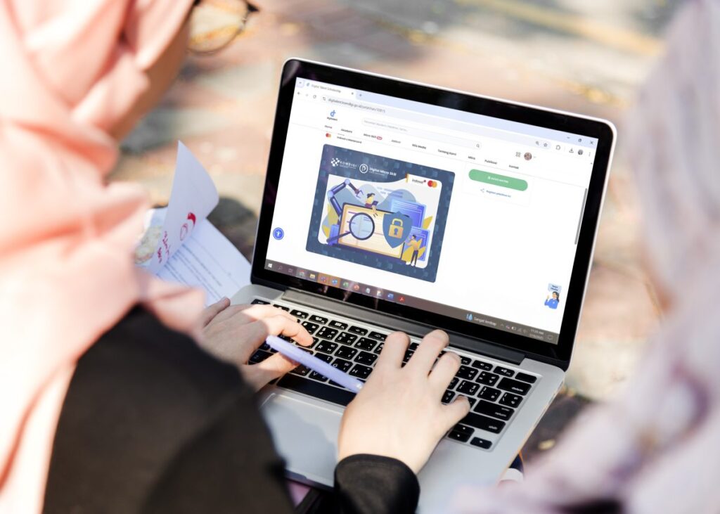 Indosat, Kemkomdigi, dan Mastercard Luncurkan Modul Pelatihan Cybersecurity