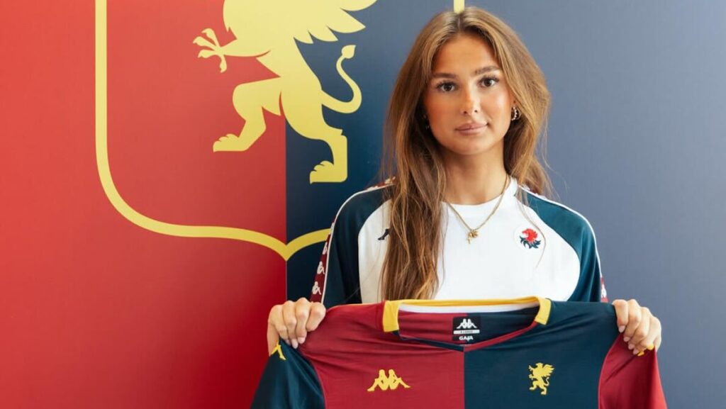 Pemain Baru Genoa Dinobatkan Sebagai Pesepak Bola Wanita Tercantik