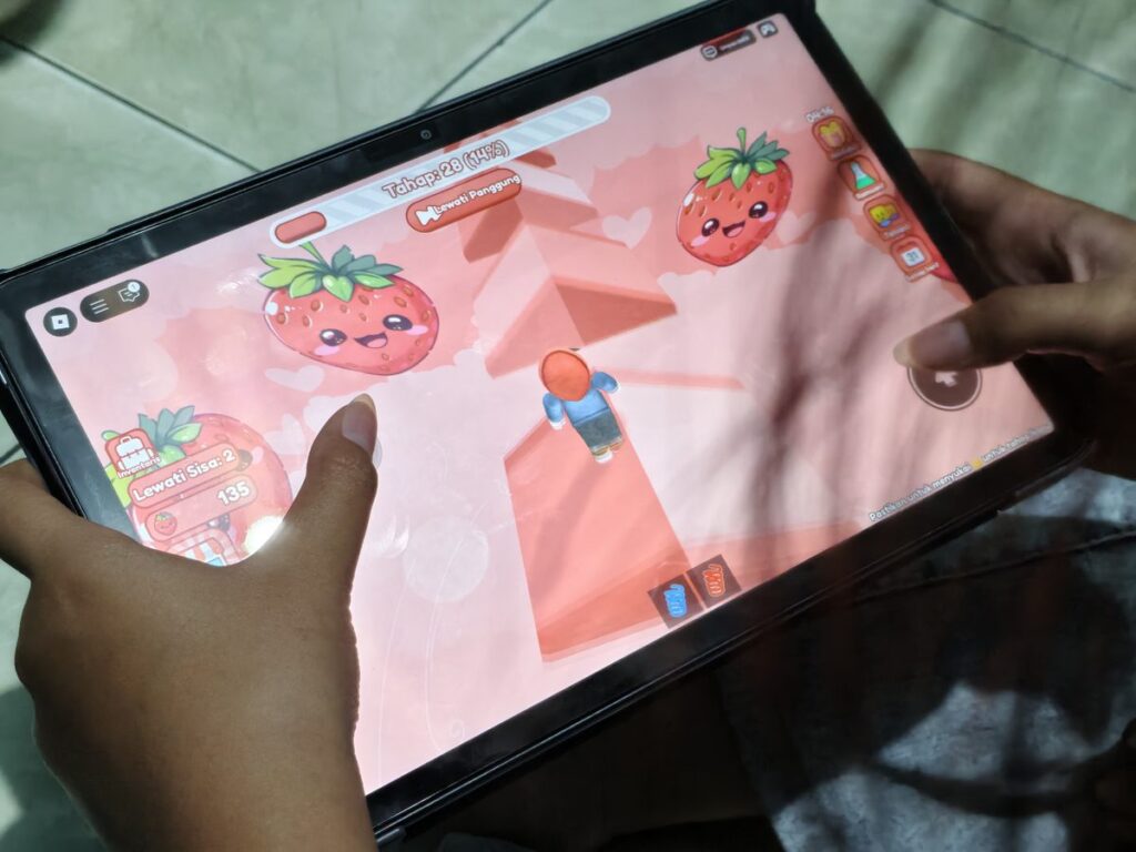 Main Roblox Aman untuk Anak? Ini Faktanya