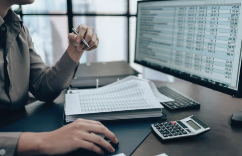 Transformasi Digital Keuangan UMKM dengan Aplikasi Akuntansi Online Mitra Aplikasi Bisnis
