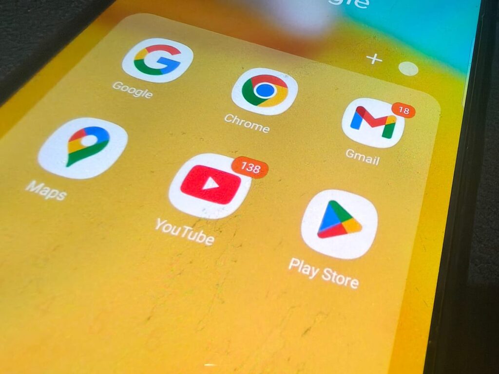 Pengadilan Pakistan Batalkan Sementara Perintah Pemblokiran YouTube bagi Kritikus Pemerintah