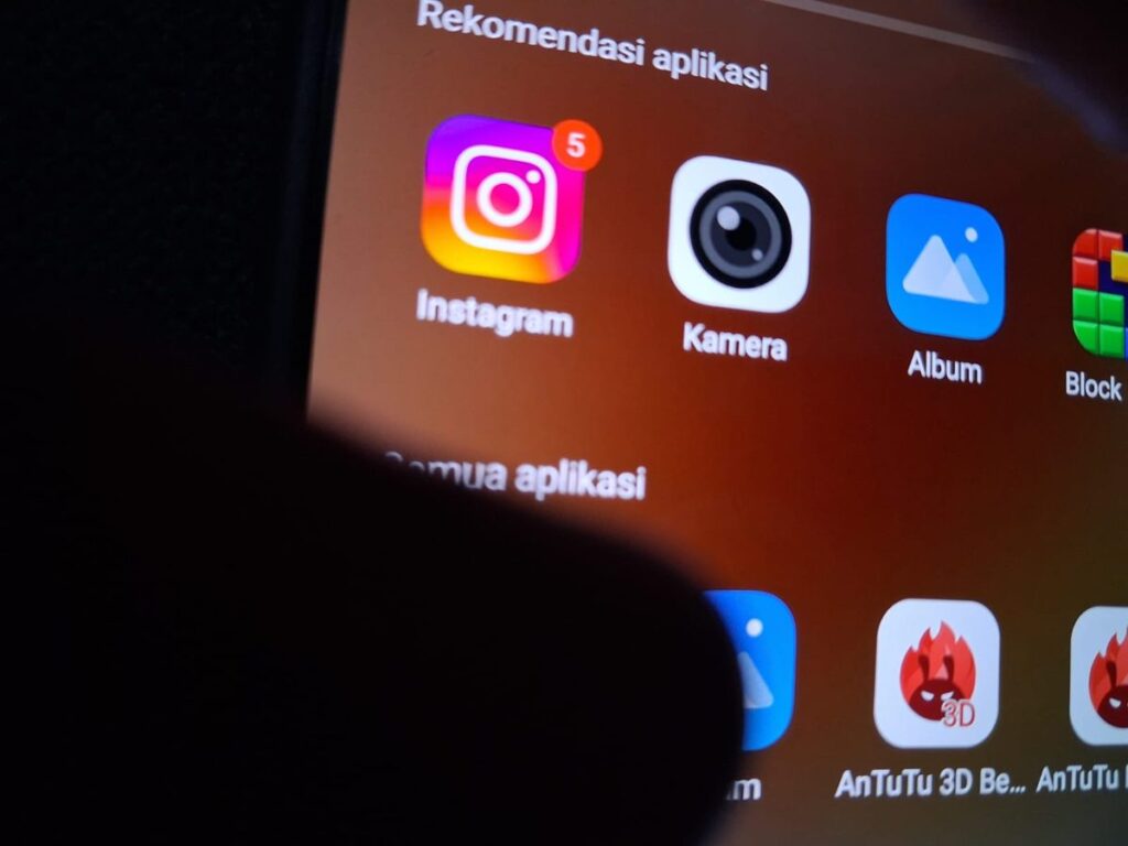 Instagram Tambahkan Fitur Repost, Peta Lokasi, dan Friends Tab, Sudah Coba?