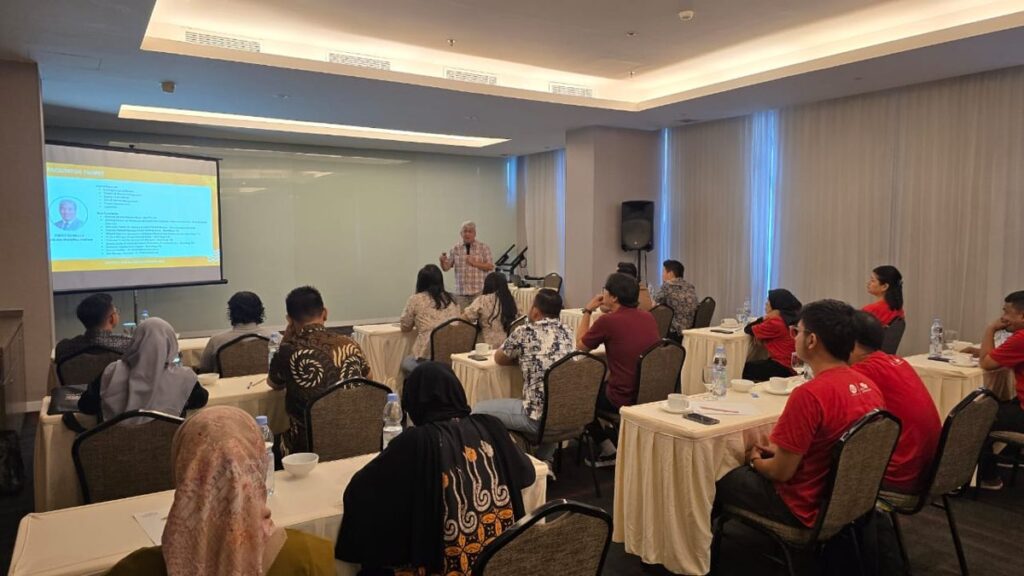 Strategi Penjualan Modern di Era AI, Jurus Jitu Jualan Menggebrak Pekanbaru Marketing Festival 2025