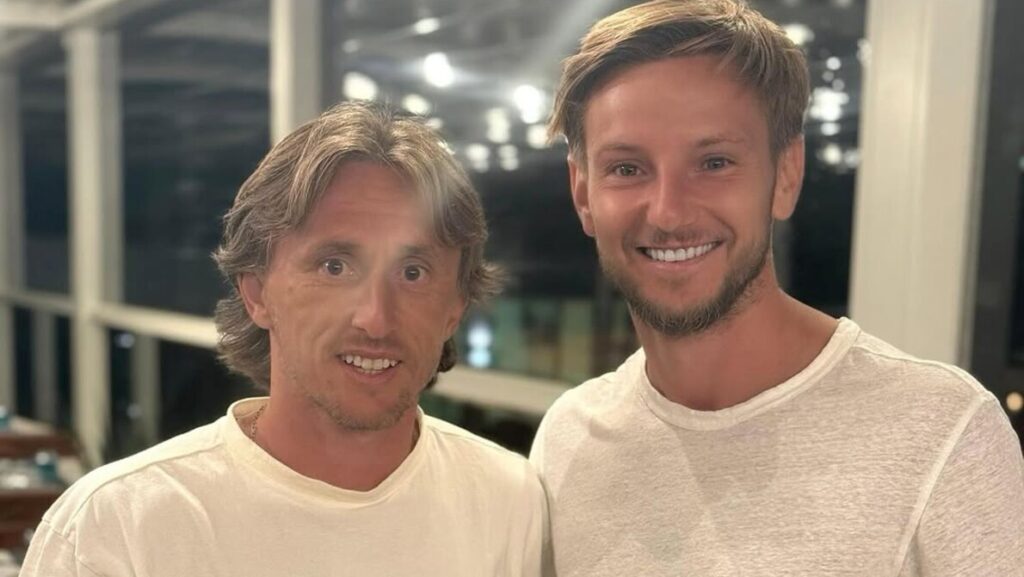 Ivan Rakitic Minta Maaf karea Tak Sengaja Pakai Lagu untuk Hina Juventus Ivan Rakitic Minta Maaf karea Tak Sengaja Pakai Lagu untuk Hina Juventus