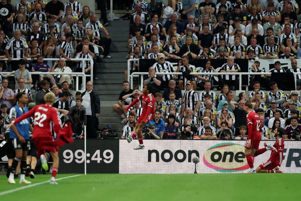 Rio Ngumoha Pecahkan Rekor, Chelsea Marah Larang Pencari Bakat Liverpool