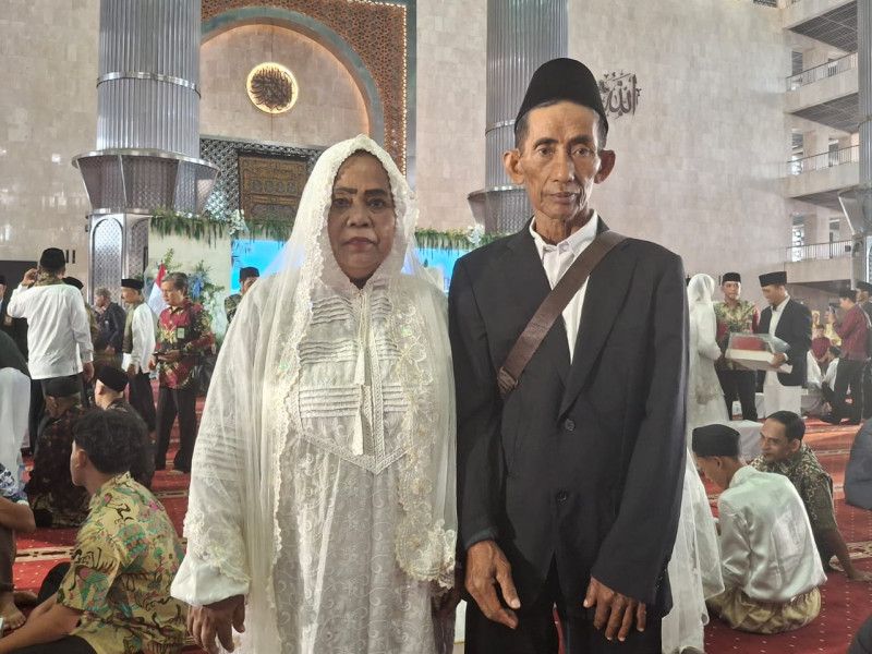 Berawal dari Dangdutan, Pasangan Ini Memutuskan Ikut Nikah Massal Kemenag Berawal dari Dangdutan, Pasangan Ini Memutuskan Ikut Nikah Massal Kemenag