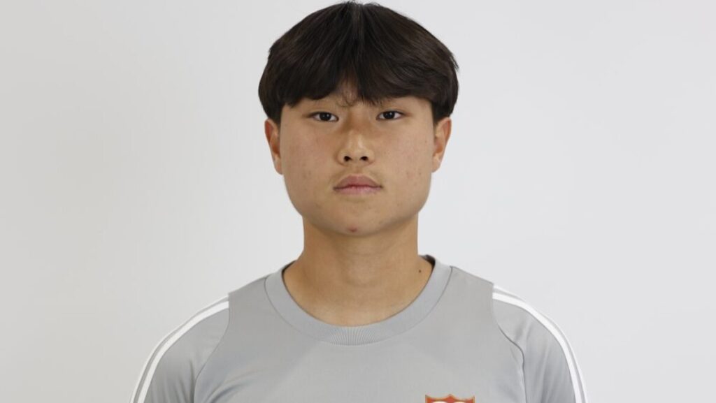 ‘Anak ajaib’ Indonesia Aaron Ang Resmi Bergabung dengan Klub LaLiga, Sevilla 'Anak ajaib' Indonesia Aaron Ang Resmi Bergabung dengan Klub LaLiga, Sevilla