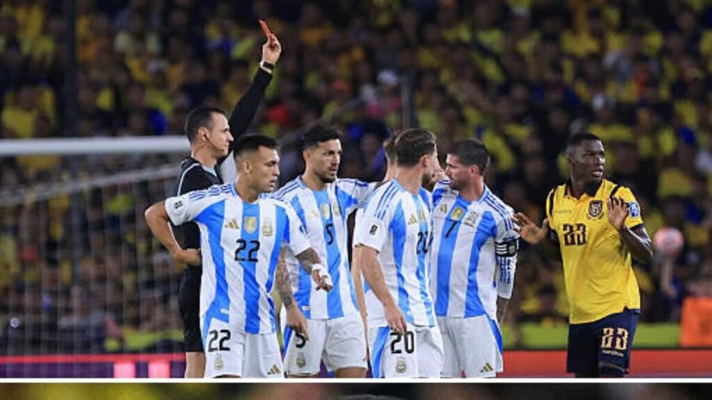 Bintang Chelsea Terkena Kartu Merah Usai Cium Ibunya saat Melawan Argentina