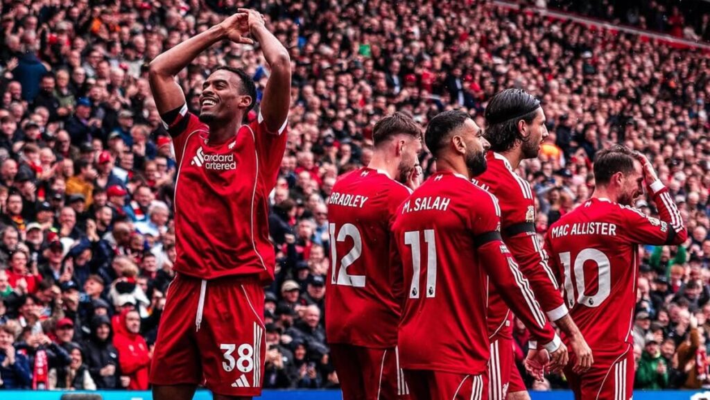 Legenda AS Roma Dukung Liverpool Salip Manchester United di Liga Inggris Liverpool Dapat 'Kejutan Ganda' Jelang Bentrok Melawan Manchester United