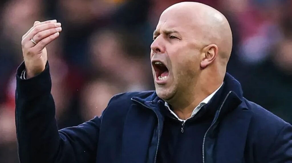 Usai Liverpool Kalahkan Inter Milan, Arne Slot Klarifikasi Soal Hubungan Tegangnya dengan Mohamed Salah Skenario Liverpool Pecat Arne Slot