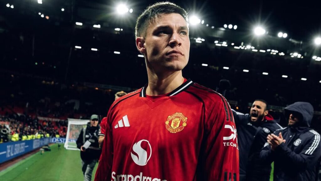 Manchester United Takluk dari Aston Villa, Manuel Ugarte Jadi Sasaran Empuk Warganet